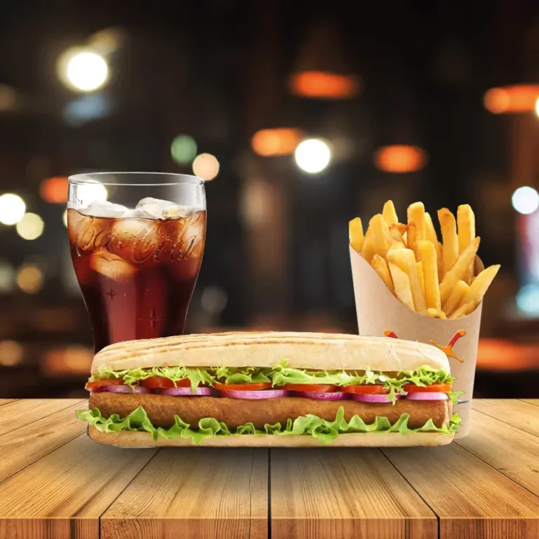 Photo menu sandwich fricadelle avec frites et boisson